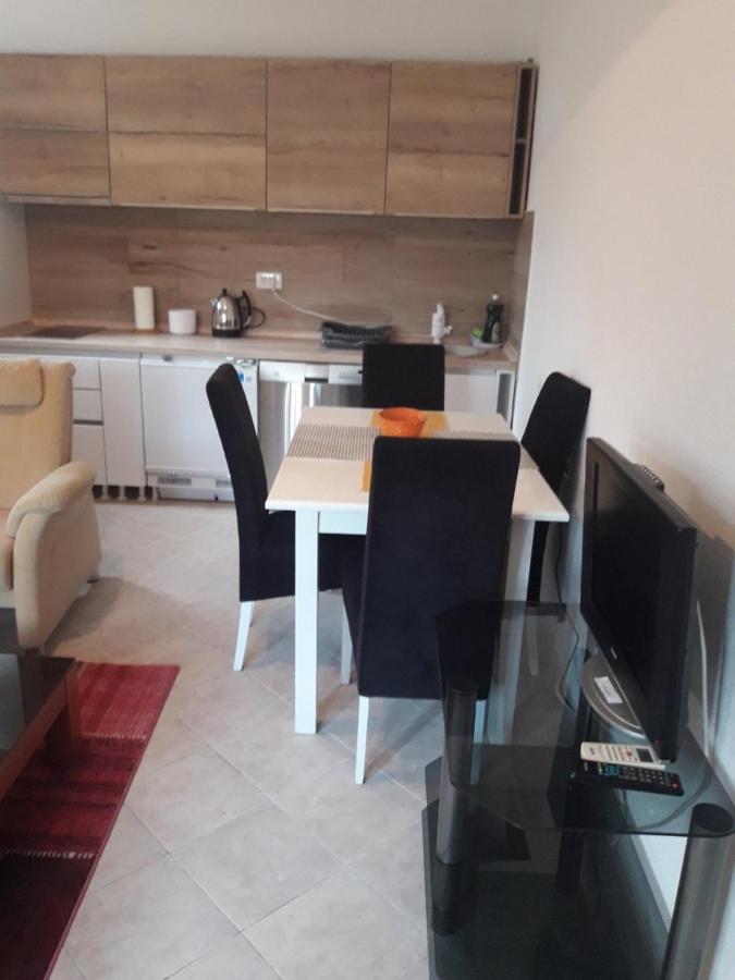 Macko, Apartmani Tivat Kültér fotó