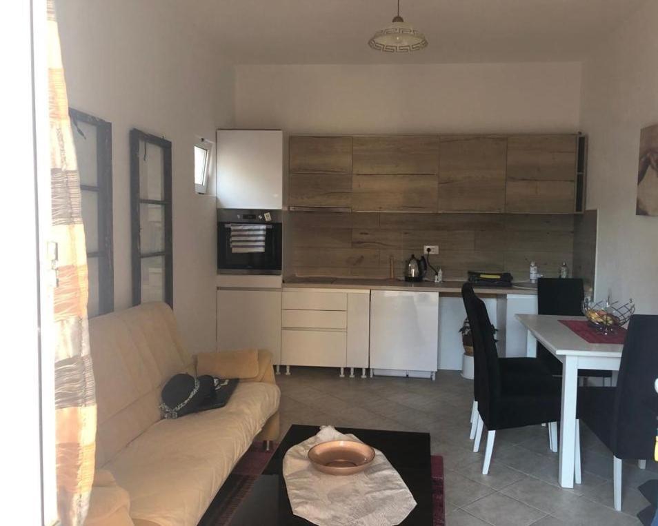 Macko, Apartmani Tivat Kültér fotó